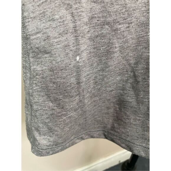 Confident Danskin Now Semi Fitted Short Sleeve Grey Active Tee Size X-Large - Picture 3 of 5